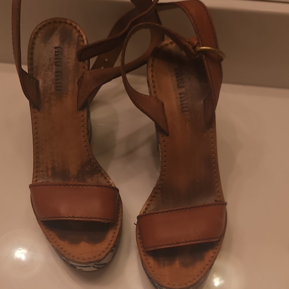 Miu Miu Tan Leather Women's Sandals